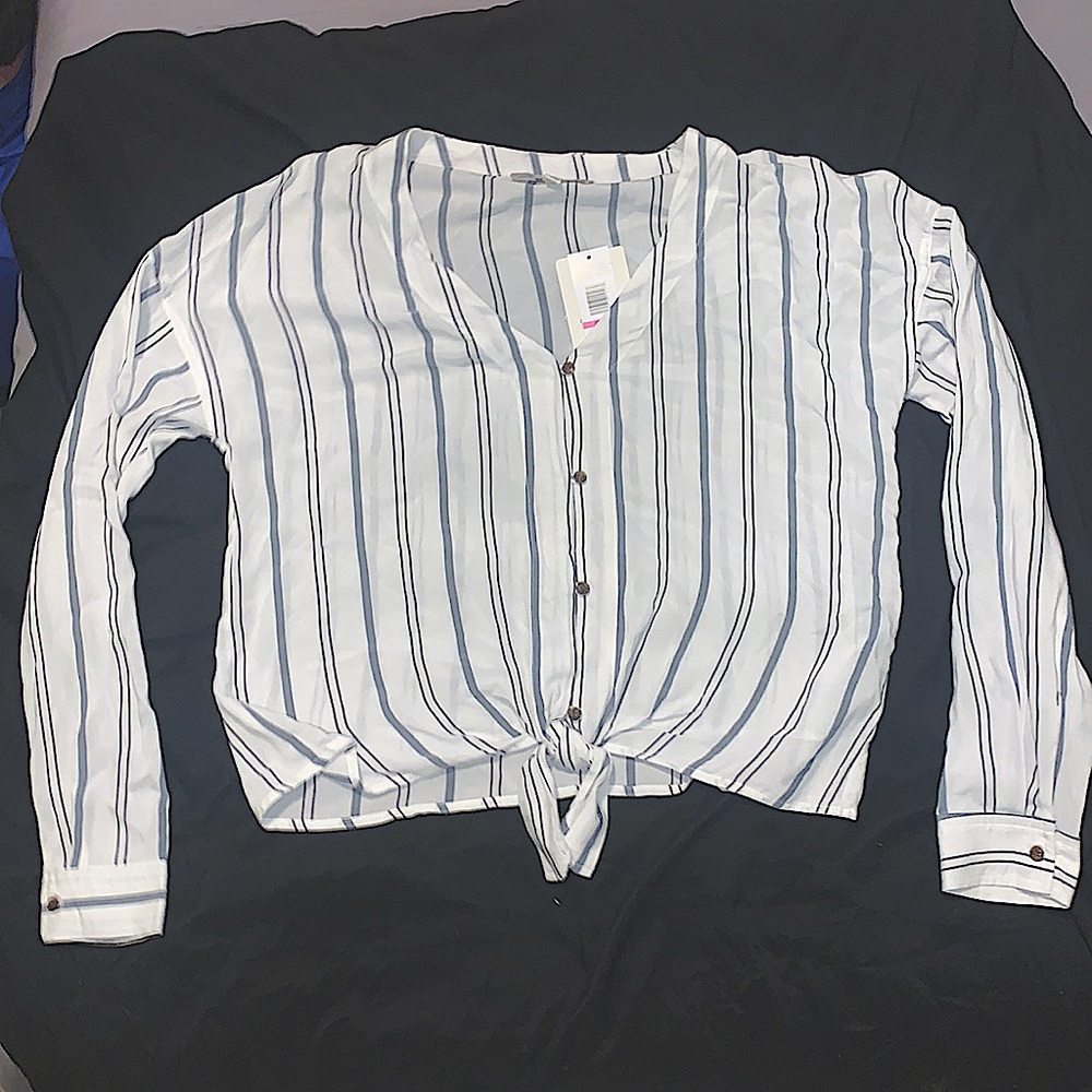Ivy & Jade striped button-up blouse